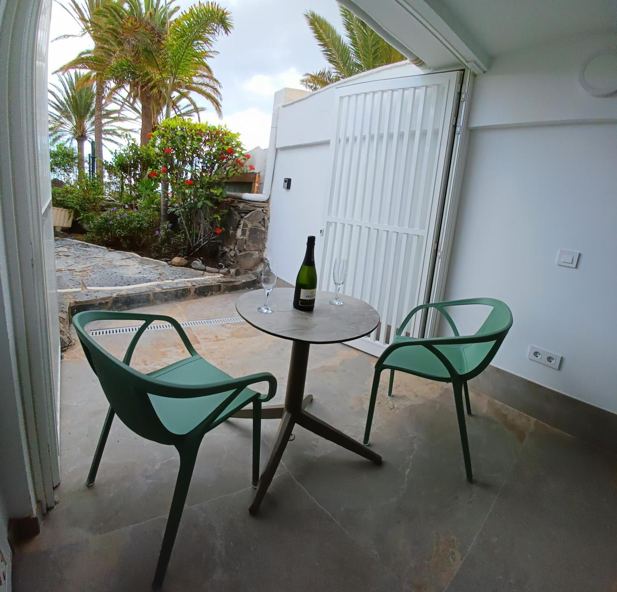 Bungalow Uno - Front Line Of Ocean San Bartolomé Exterior foto